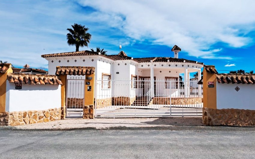 Resale - Country House -
Catral - Catral - Country