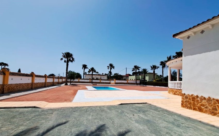 Resale - Country House -
Catral - Catral - Country