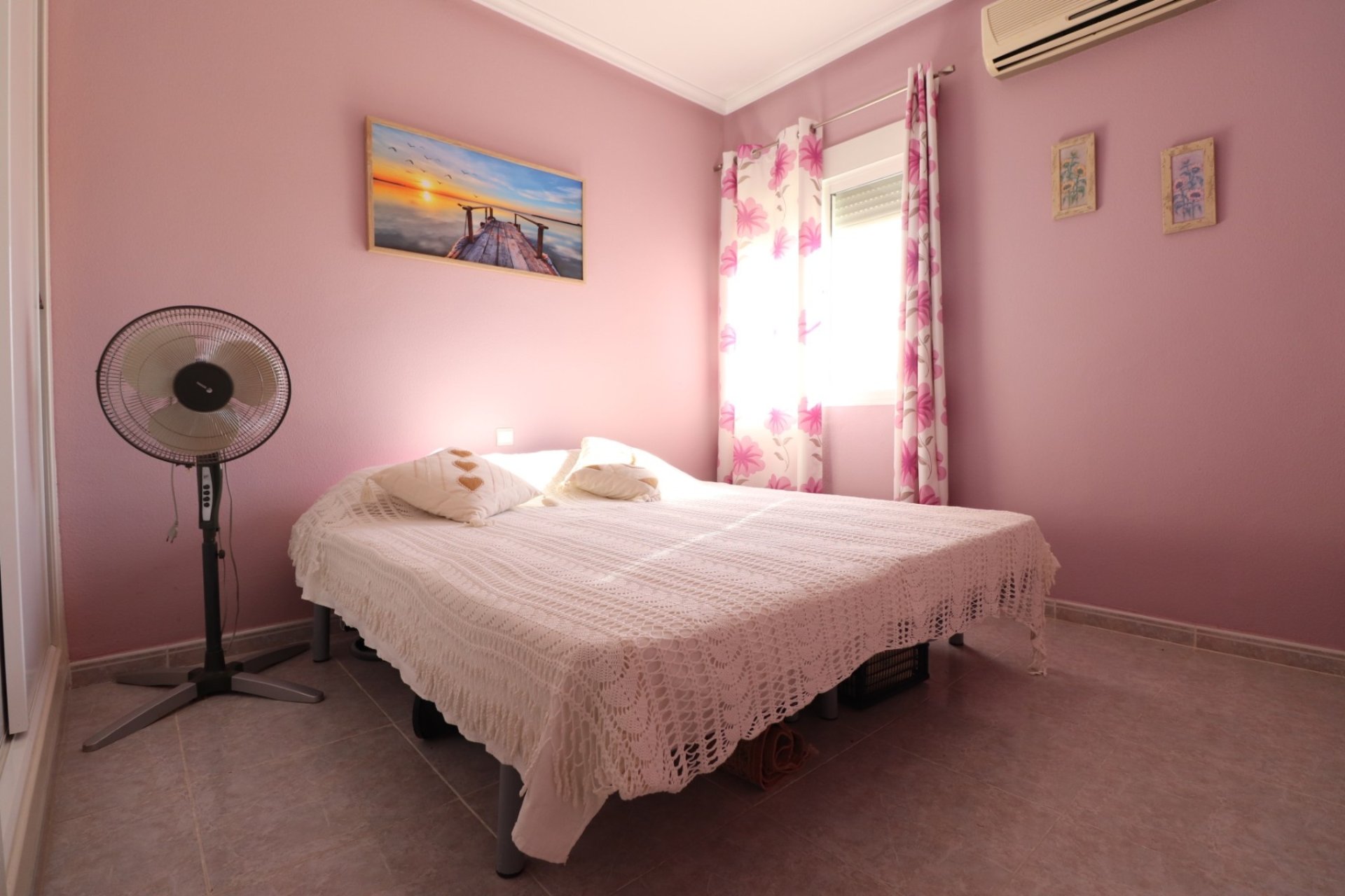 Resale - Country House -
Catral