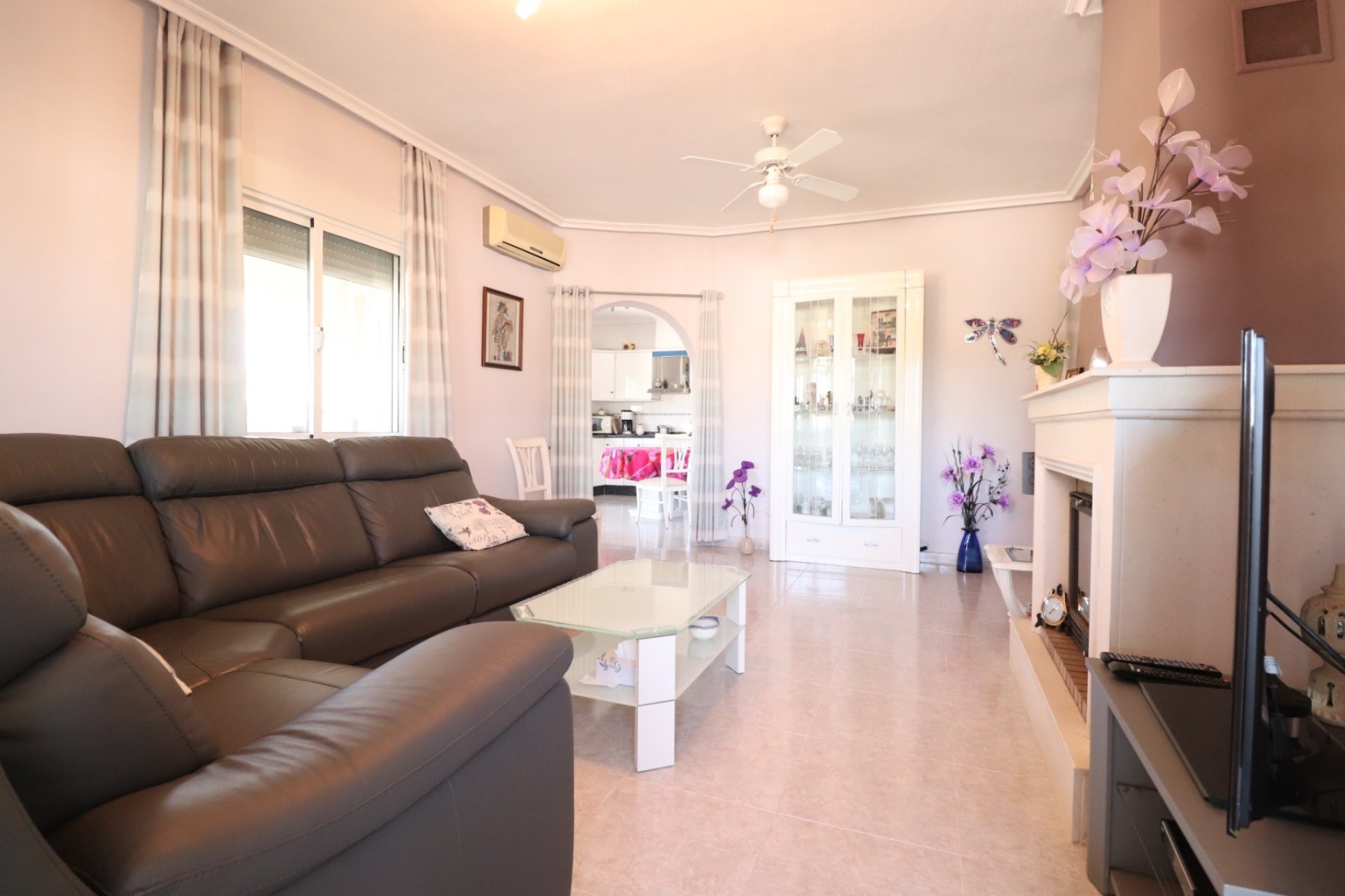 Resale - Country House -
Catral