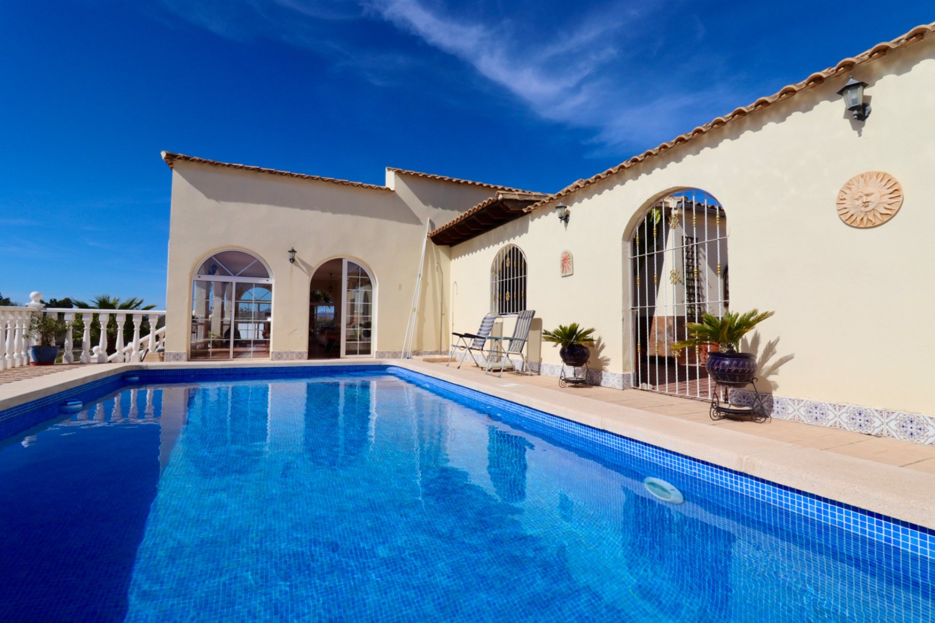 Resale - Country House -
Catral