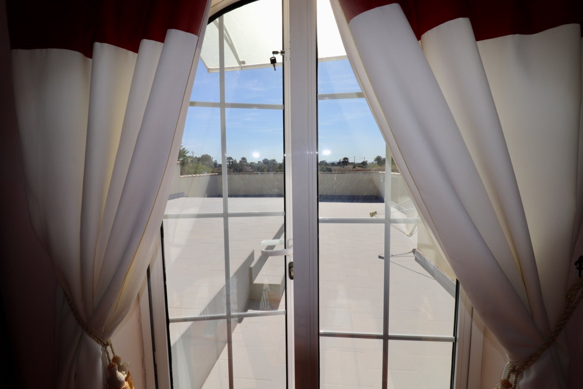 Resale - Country House -
Catral