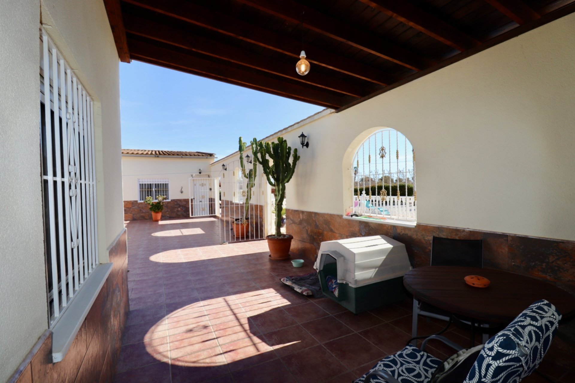 Resale - Country House -
Catral