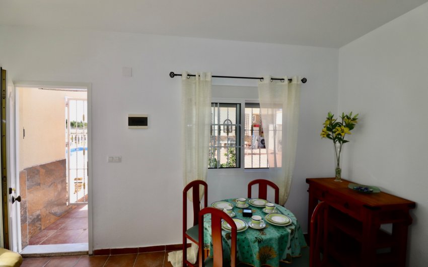 Resale - Country House -
Catral