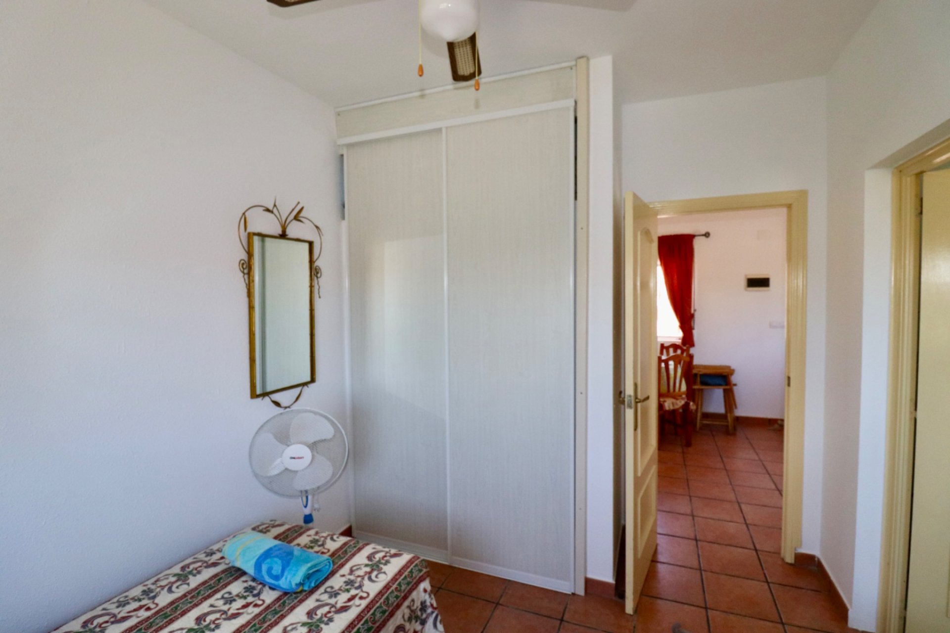 Resale - Country House -
Catral