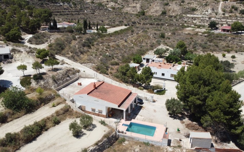 Resale - Country House -
Crevillent - Inland