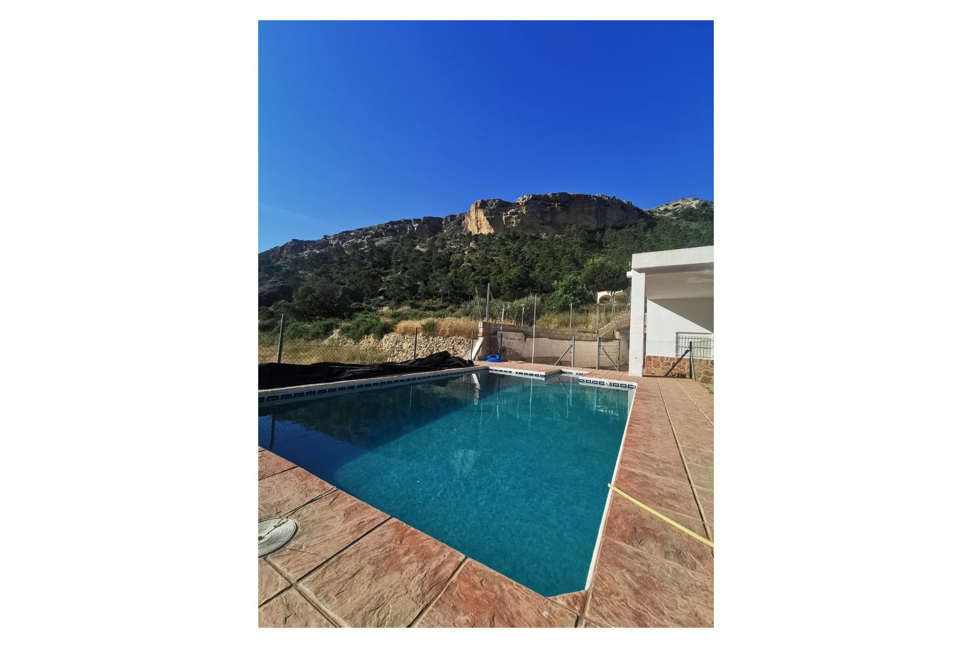 Resale - Country House -
Crevillent - Inland