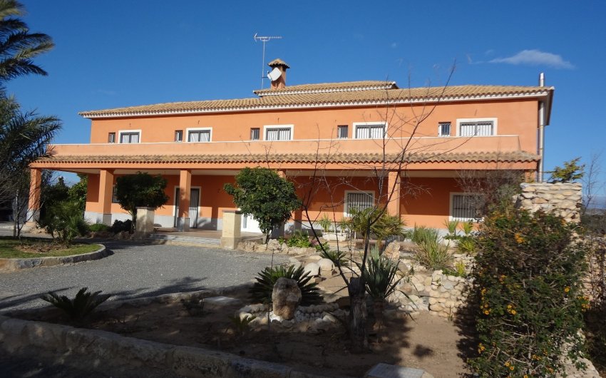 Resale - Country House -
El Altet