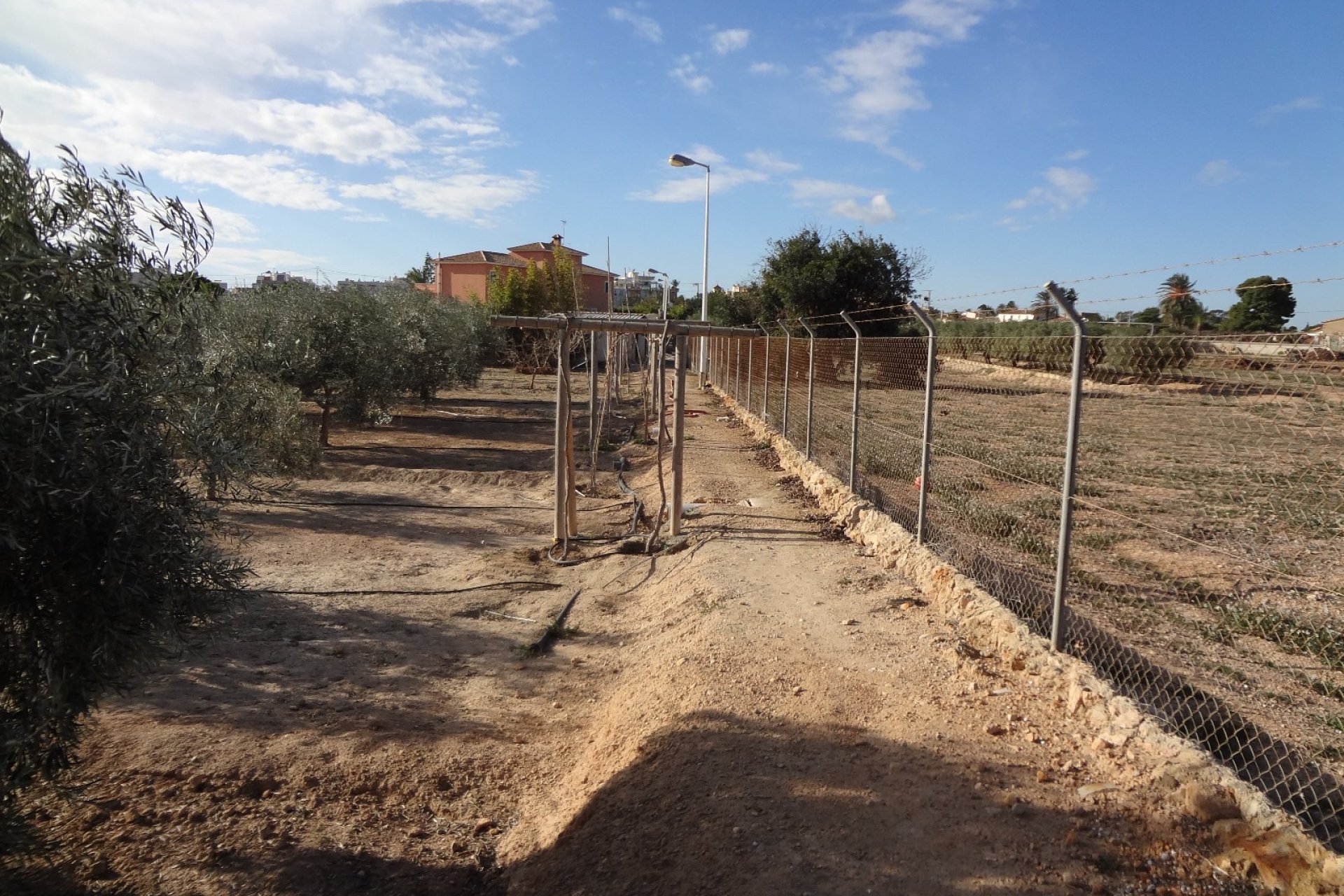 Resale - Country House -
El Altet