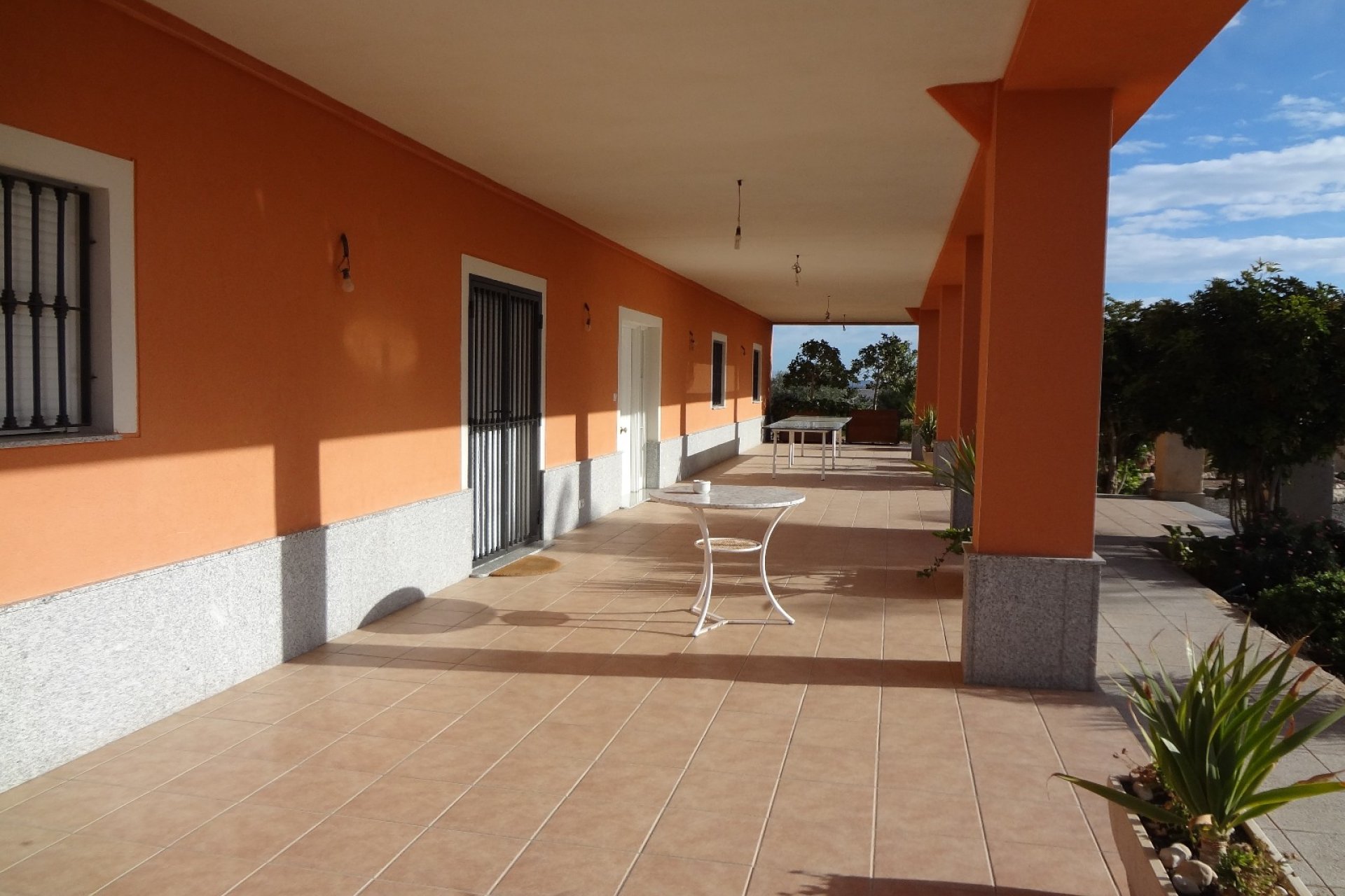 Resale - Country House -
El Altet