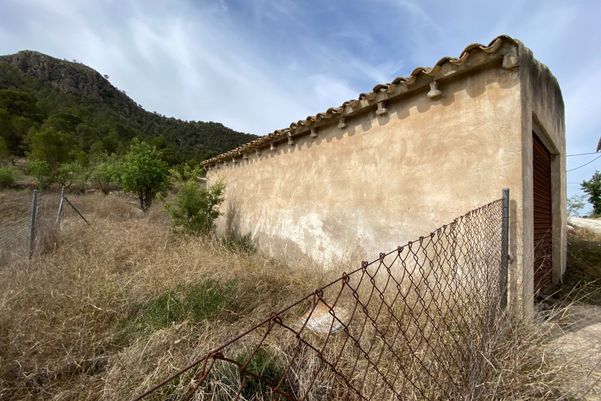 Resale - Country House -
Elda