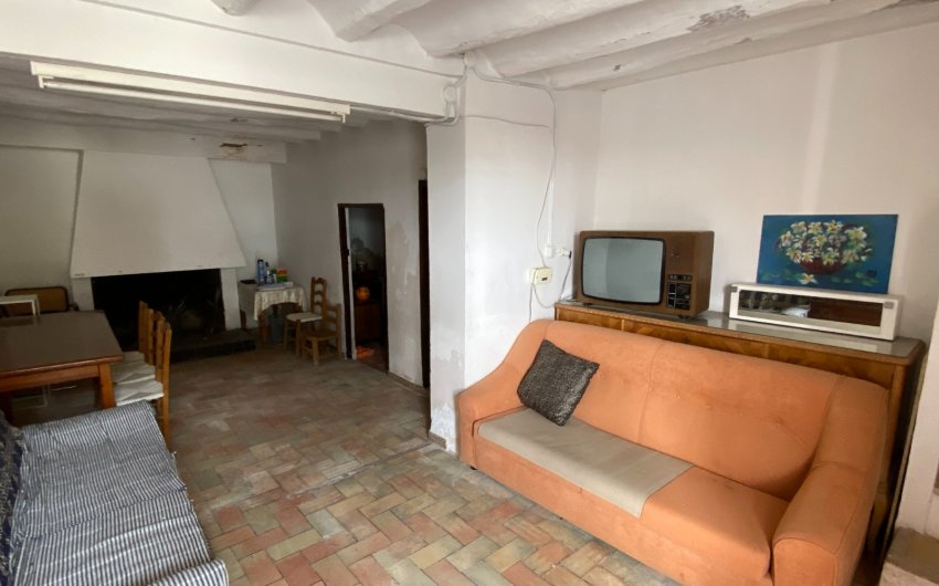 Resale - Country House -
Elda