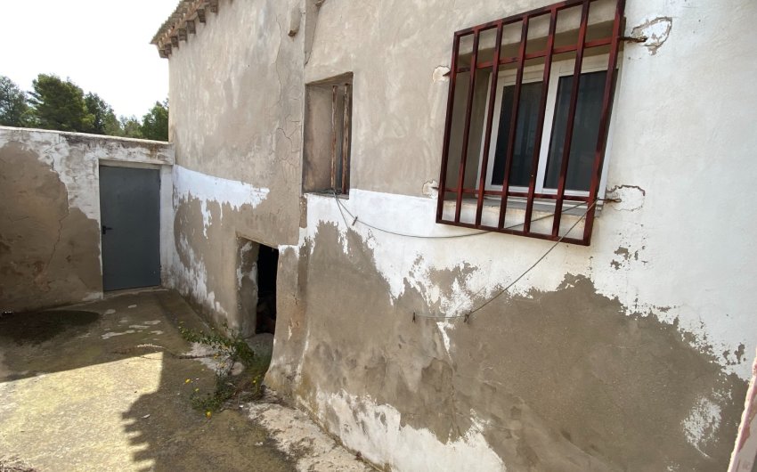 Resale - Country House -
Elda