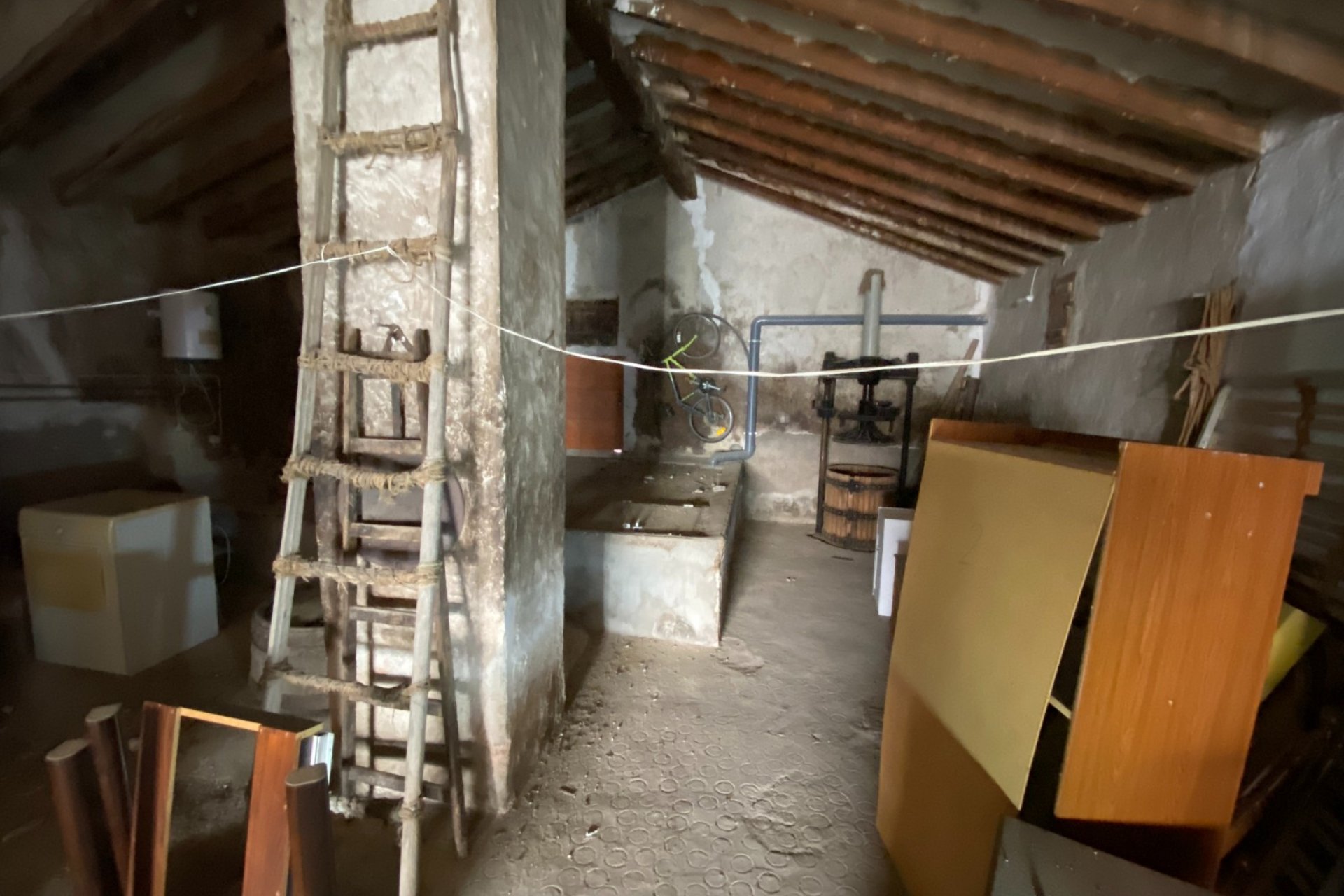 Resale - Country House -
Elda