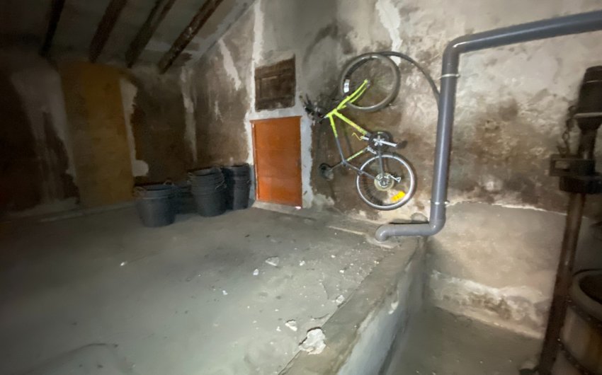 Resale - Country House -
Elda