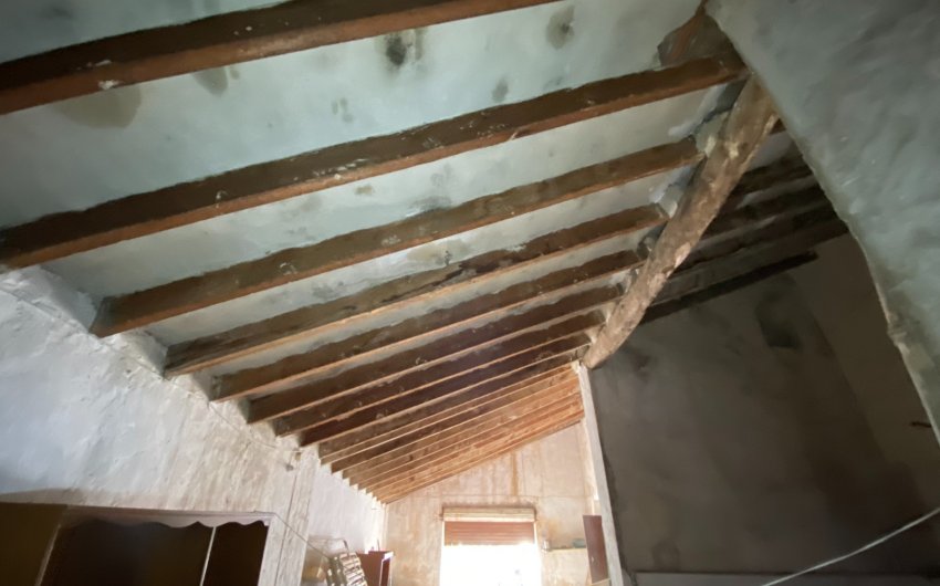 Resale - Country House -
Elda