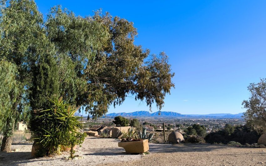 Resale - Country House -
Fortuna - Inland