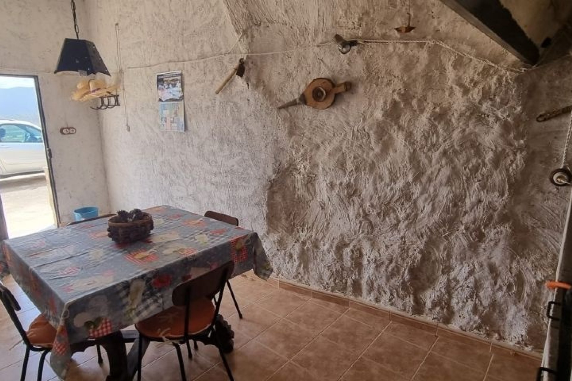 Resale - Country House -
Hondón de las Nieves - Inland