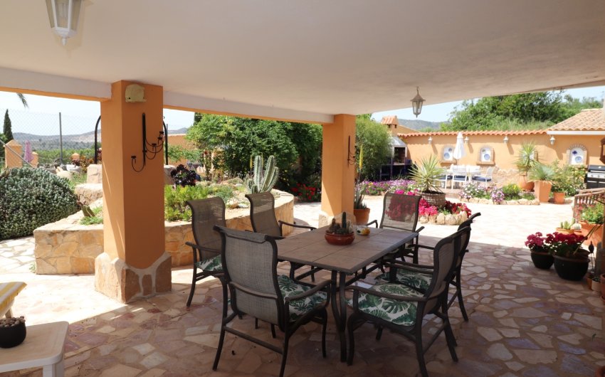Resale - Country House -
Hondón de las Nieves - LA CANALOSA