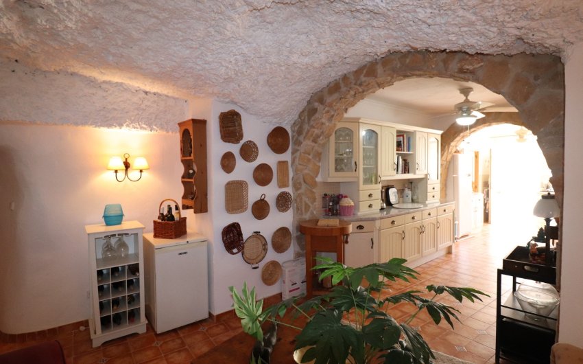 Resale - Country House -
Hondón de las Nieves - LA CANALOSA