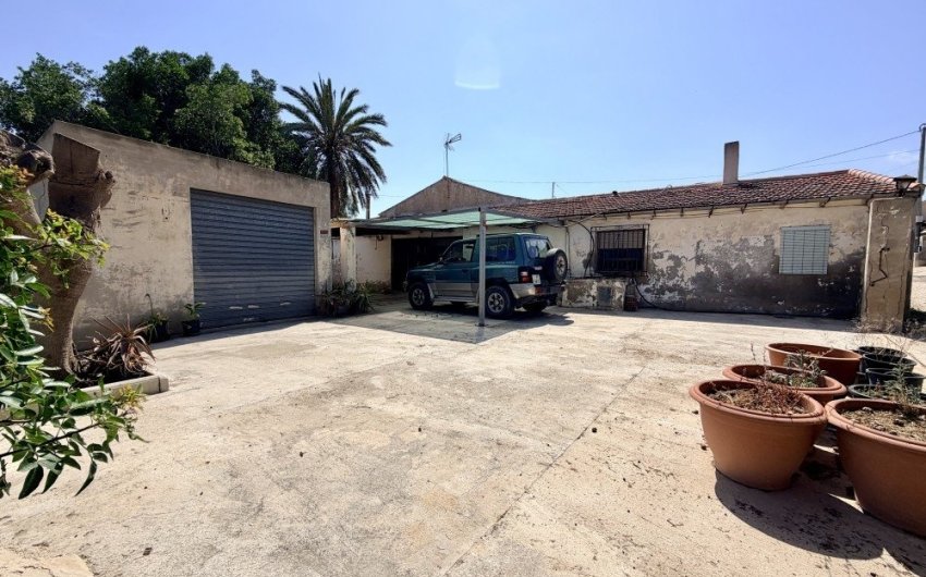 Resale - Country House -
La Marina - Costa Blanca