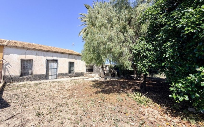 Resale - Country House -
La Marina - Costa Blanca