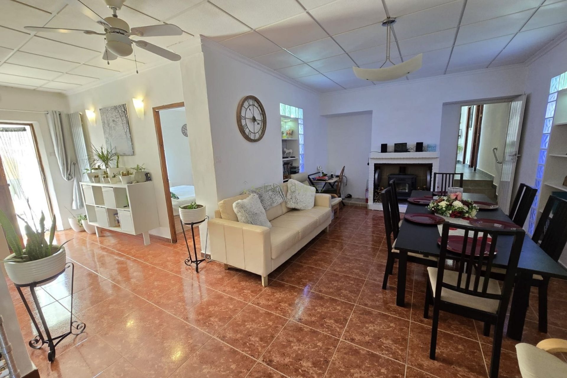 Resale - Country House -
La Zarza