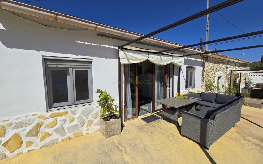 Resale - Country House -
La Zarza