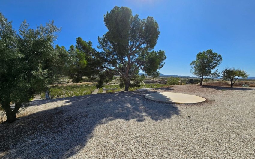 Resale - Country House -
La Zarza