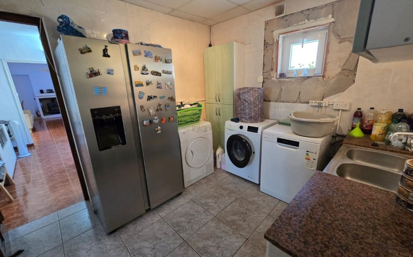 Resale - Country House -
La Zarza