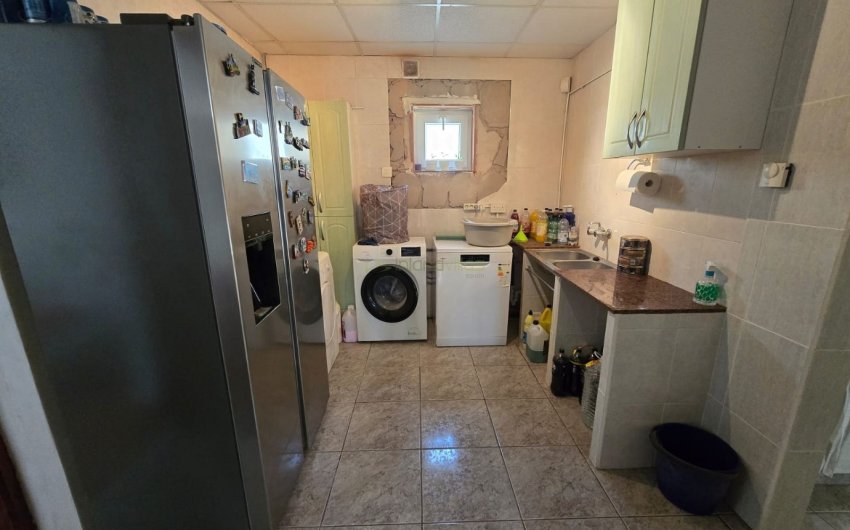 Resale - Country House -
La Zarza