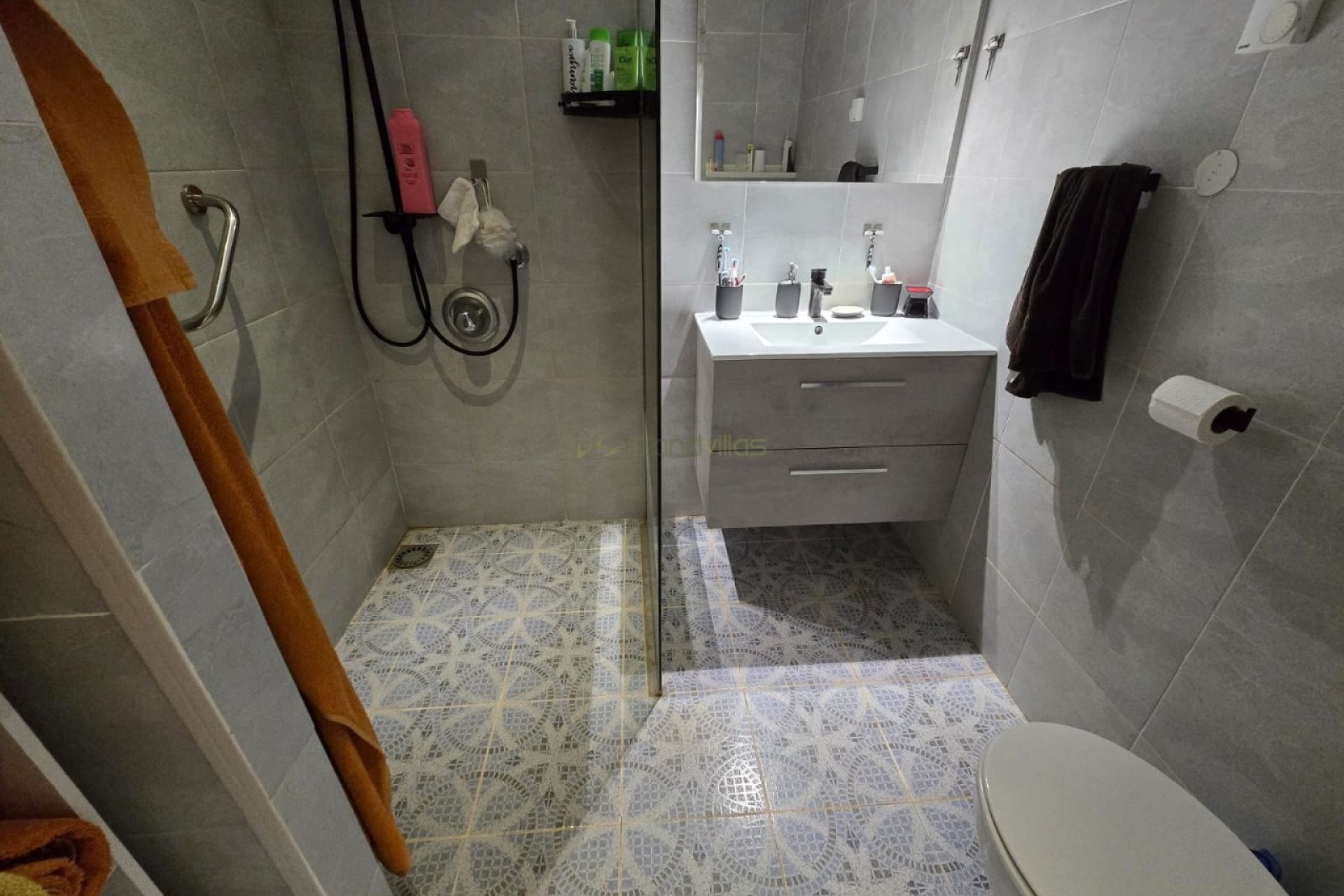 Resale - Country House -
La Zarza