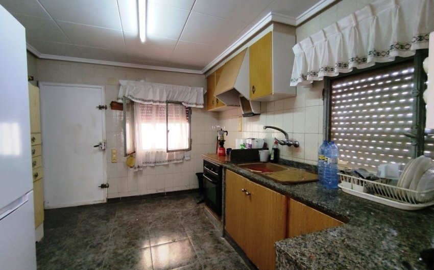Resale - Country House -
Ontinyent