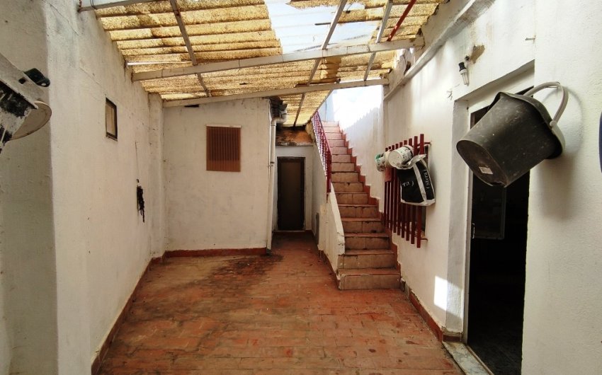 Resale - Country House -
Ontinyent