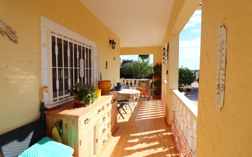 Resale - Country House -
Orihuela - La Campaneta