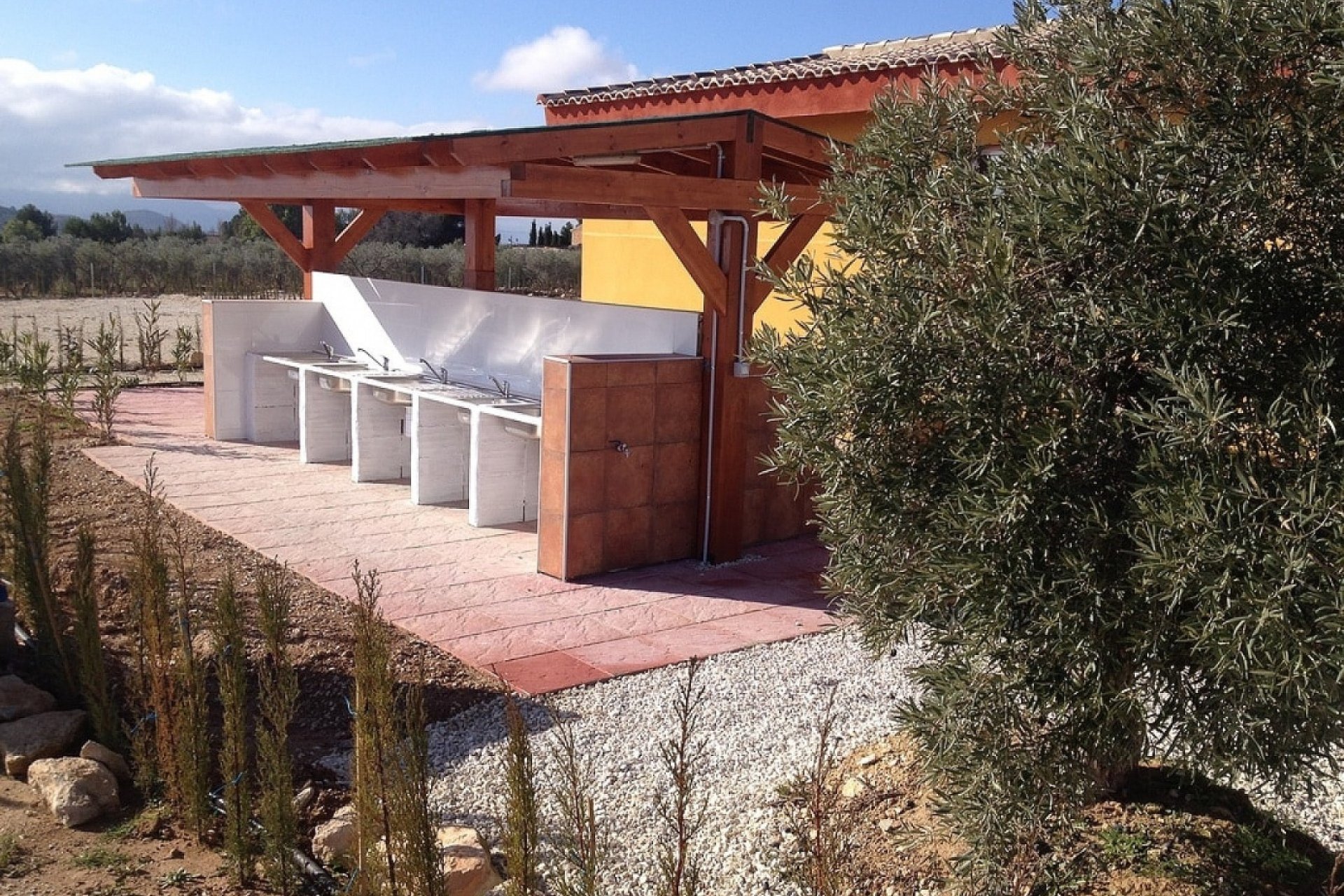 Resale - Country House -
Pinoso
