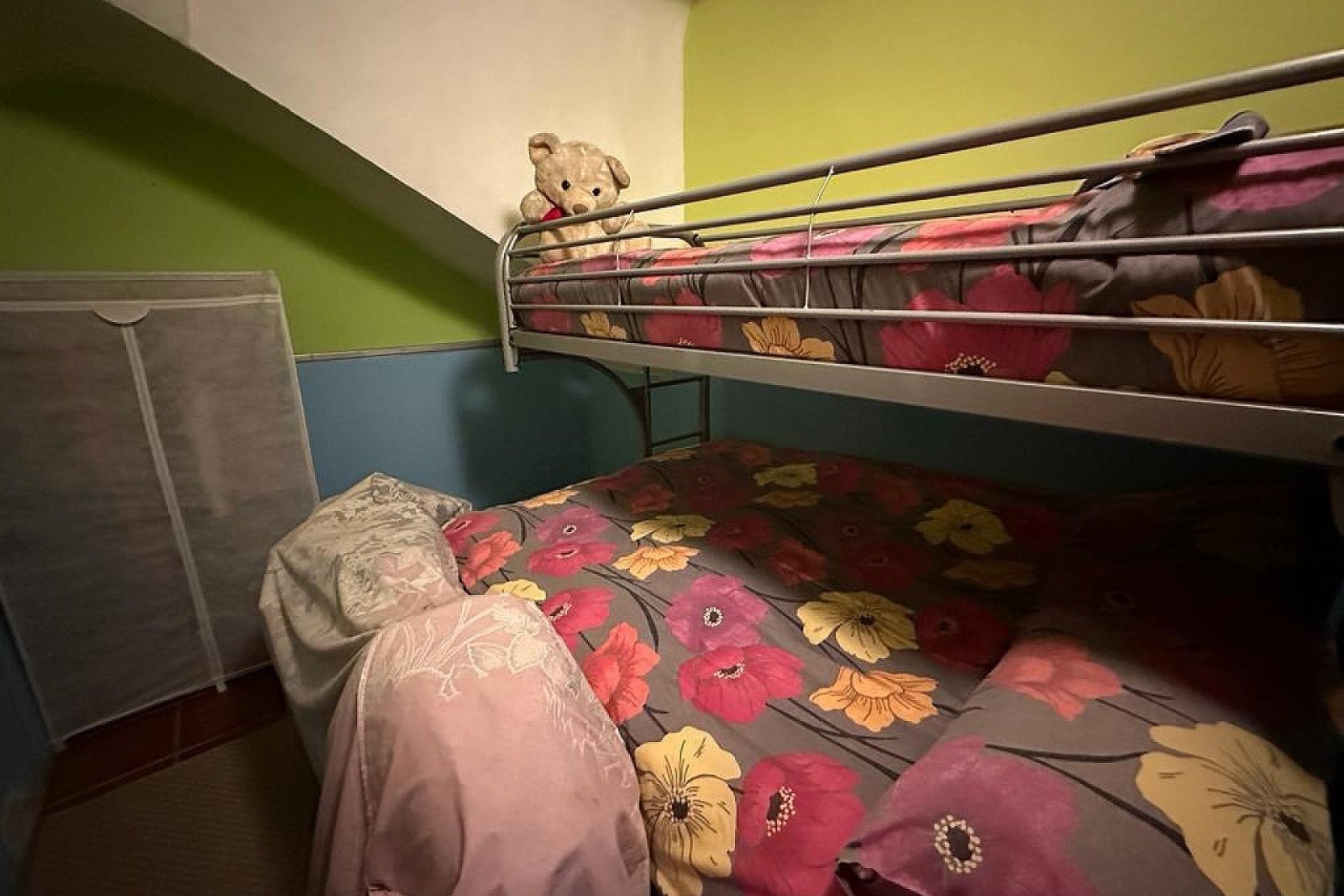 Resale - Country House -
Pinoso