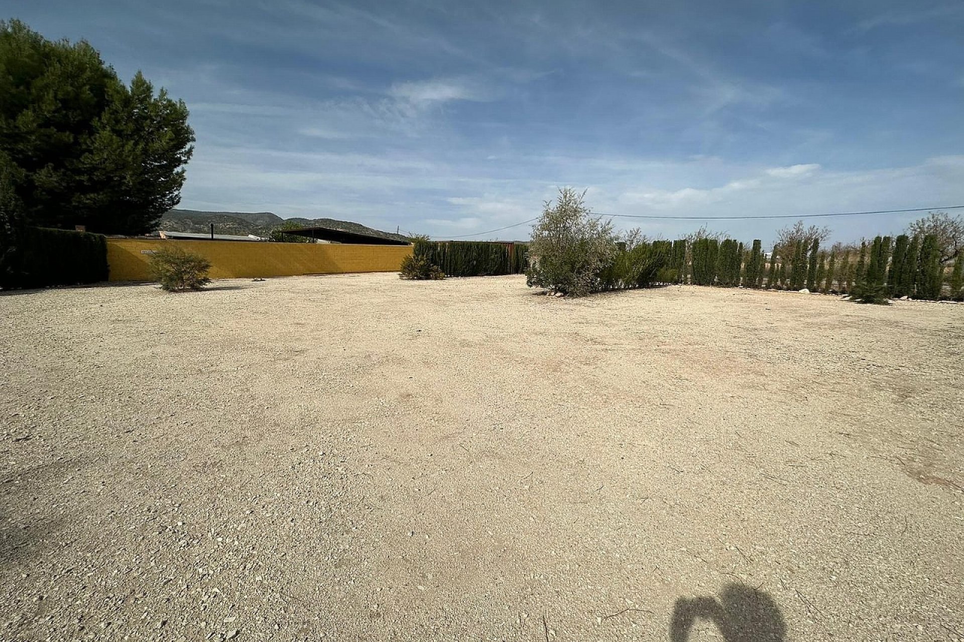 Resale - Country House -
Pinoso