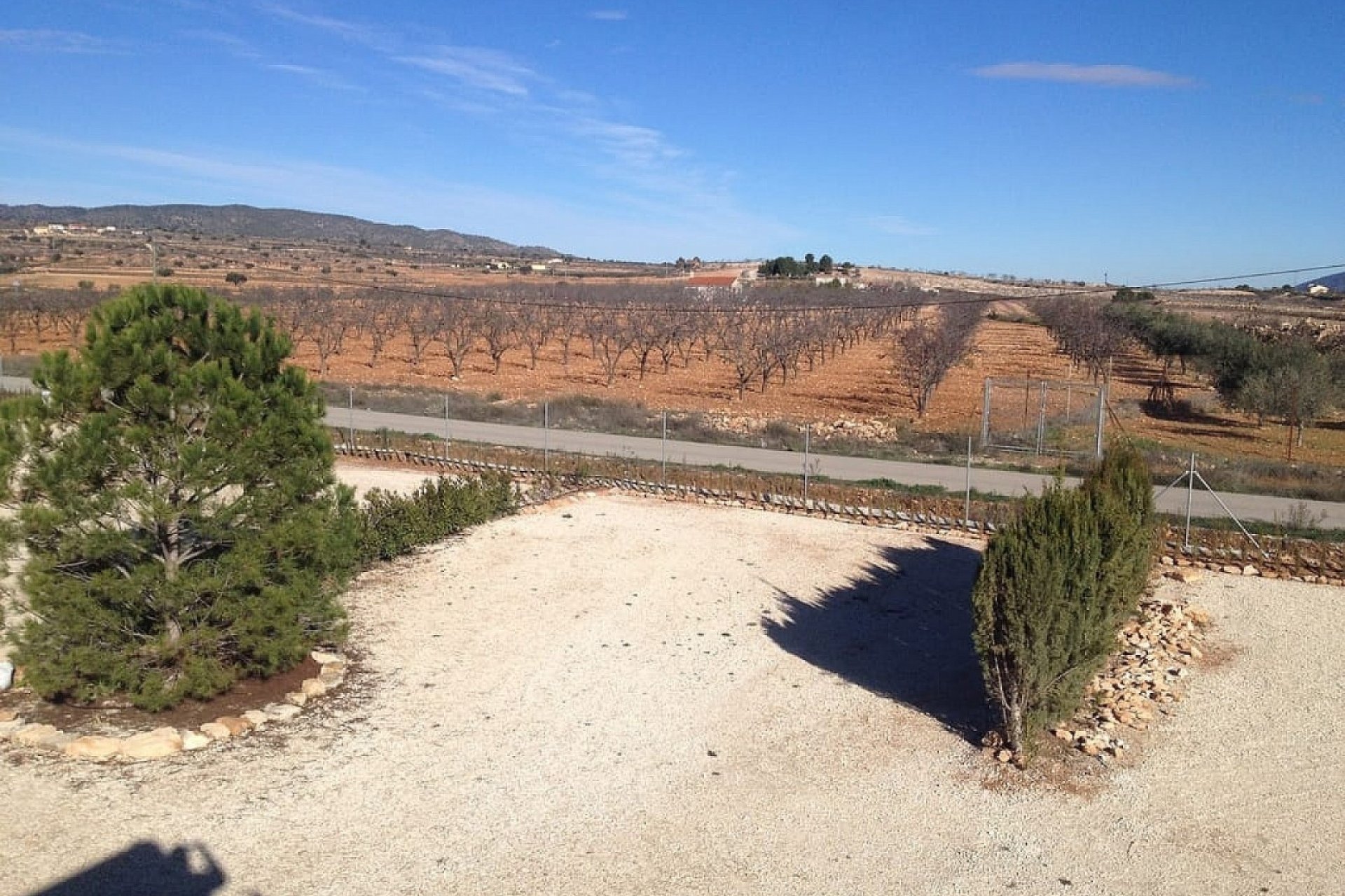 Resale - Country House -
Pinoso