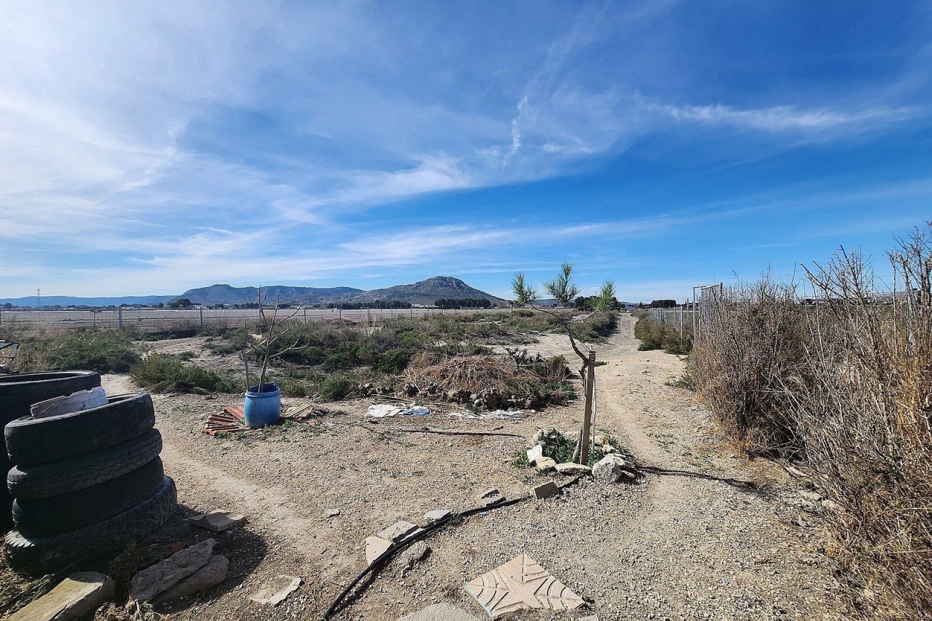 Resale - Country House -
Villena