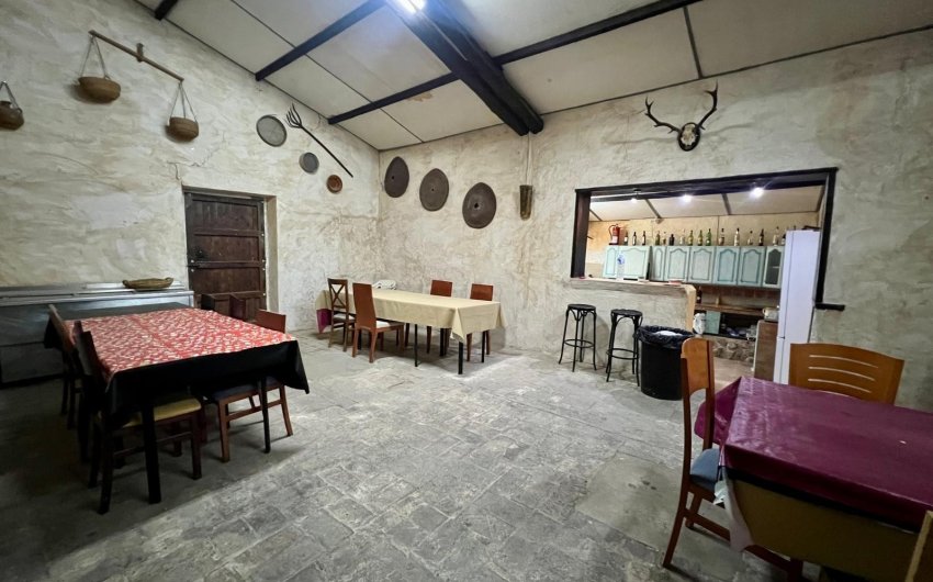 Resale - Country House -
Yecla - Inland