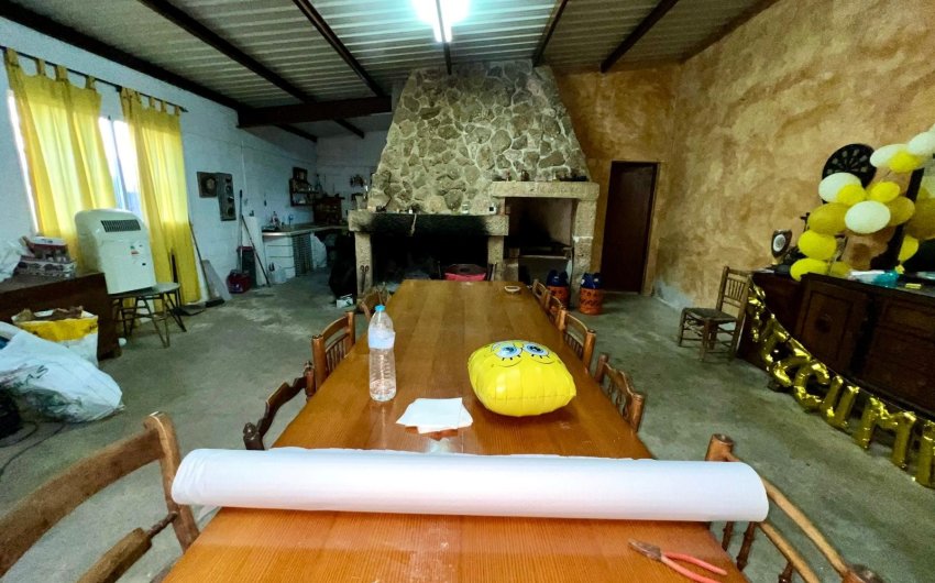Resale - Country House -
Yecla - Inland
