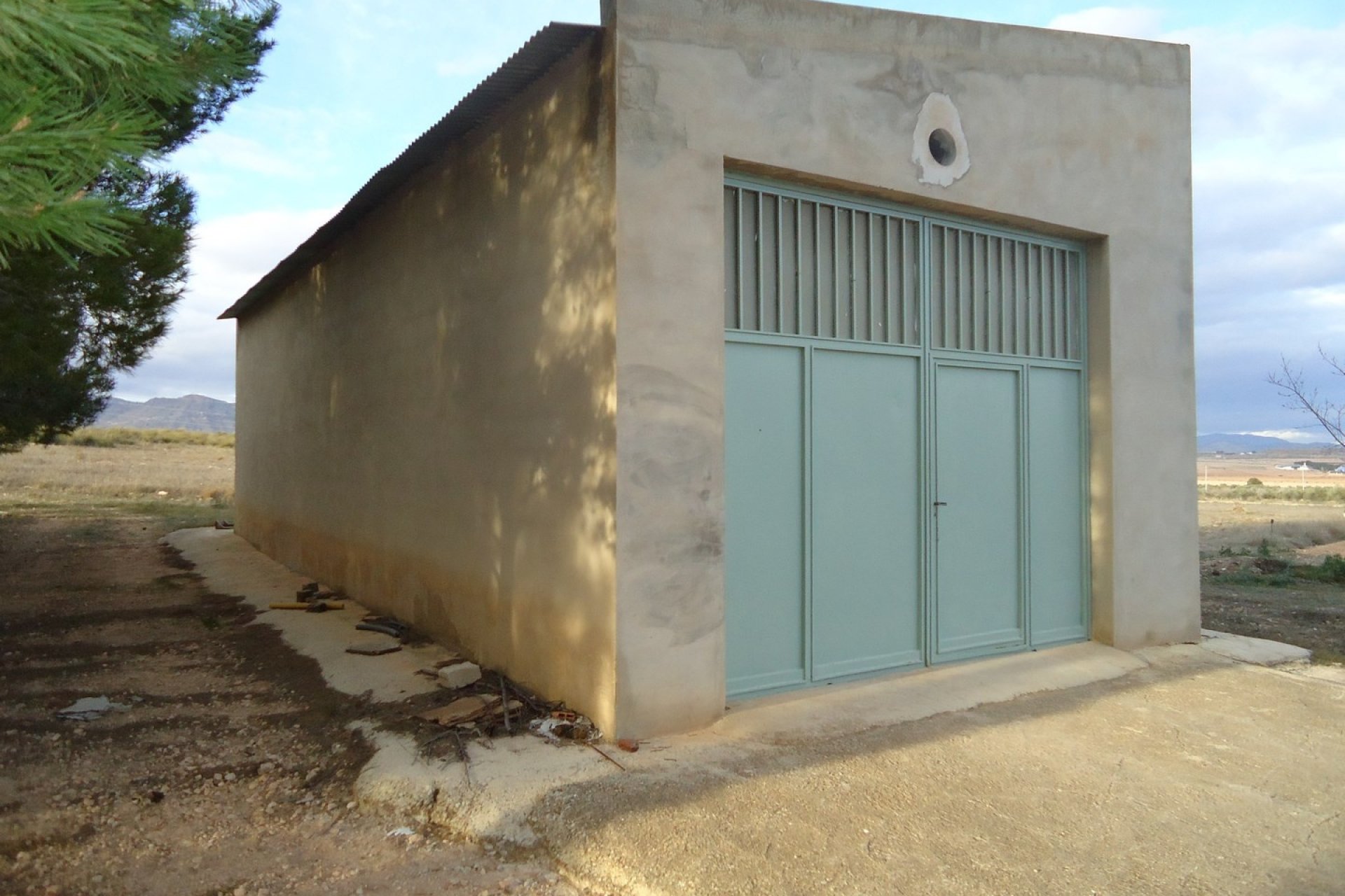 Resale - Country House -
Yecla - Inland