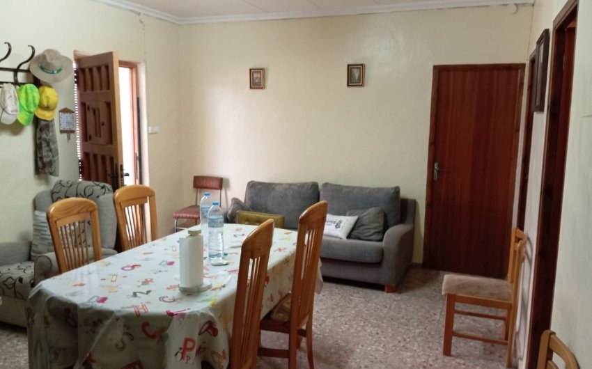 Resale - Country House -
Yecla - Inland
