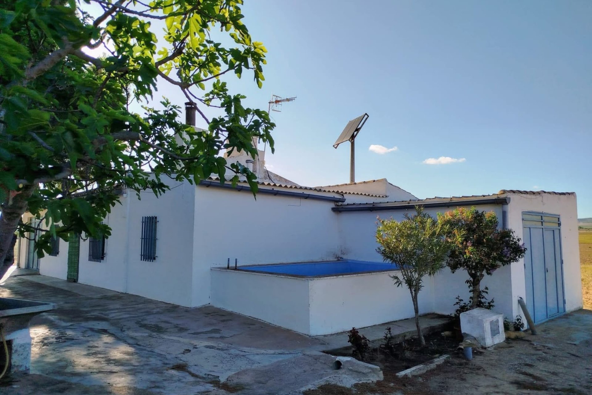 Resale - Country House -
Yecla - Inland