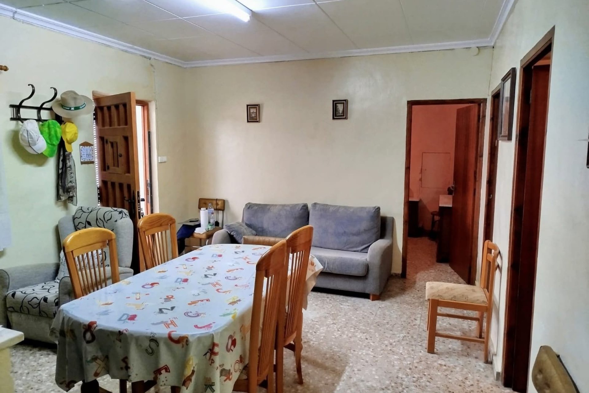 Resale - Country House -
Yecla - Inland