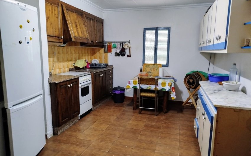 Resale - Country House -
Yecla - Inland