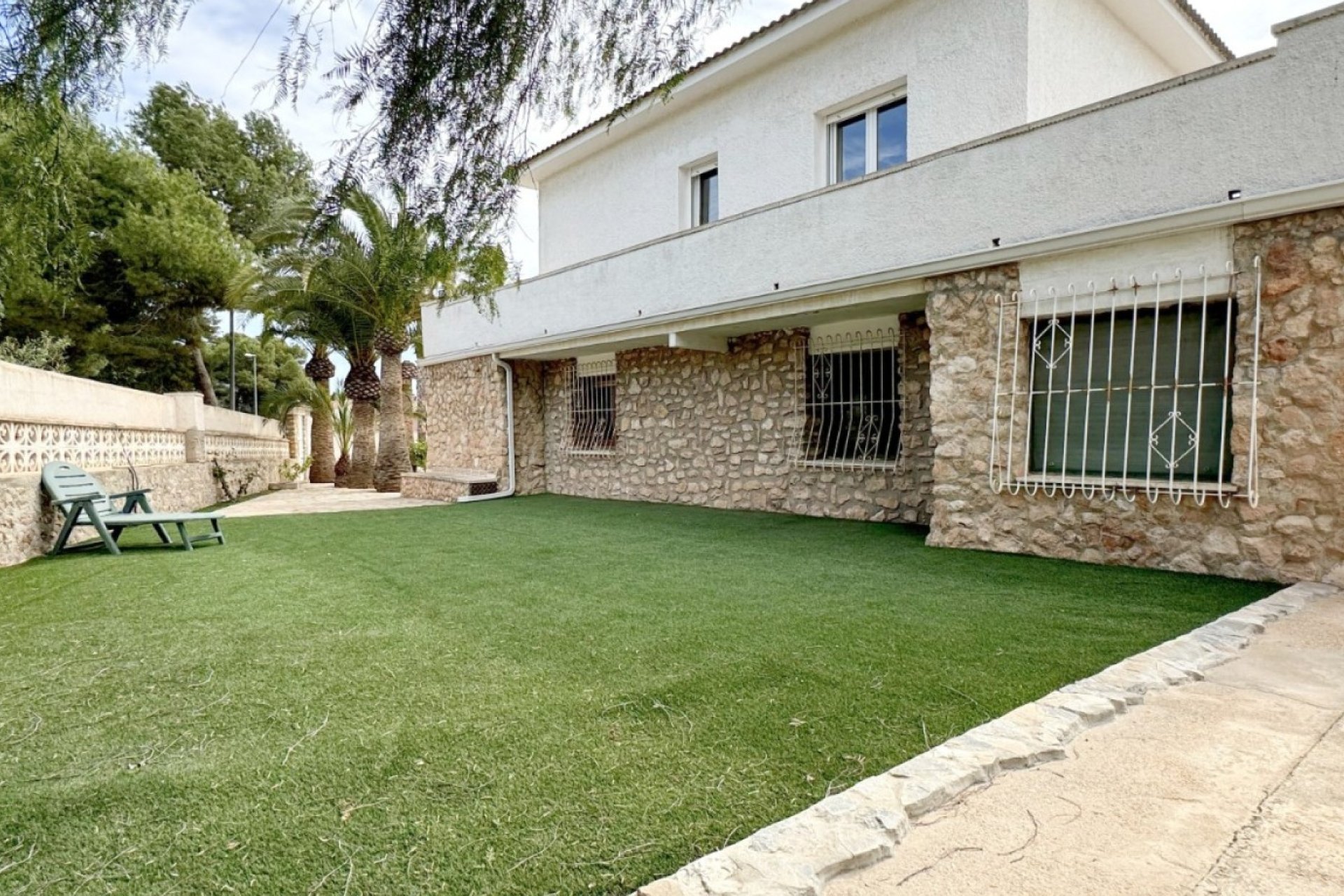 Resale - Detached Villa -
Orihuela Costa - La Zenia