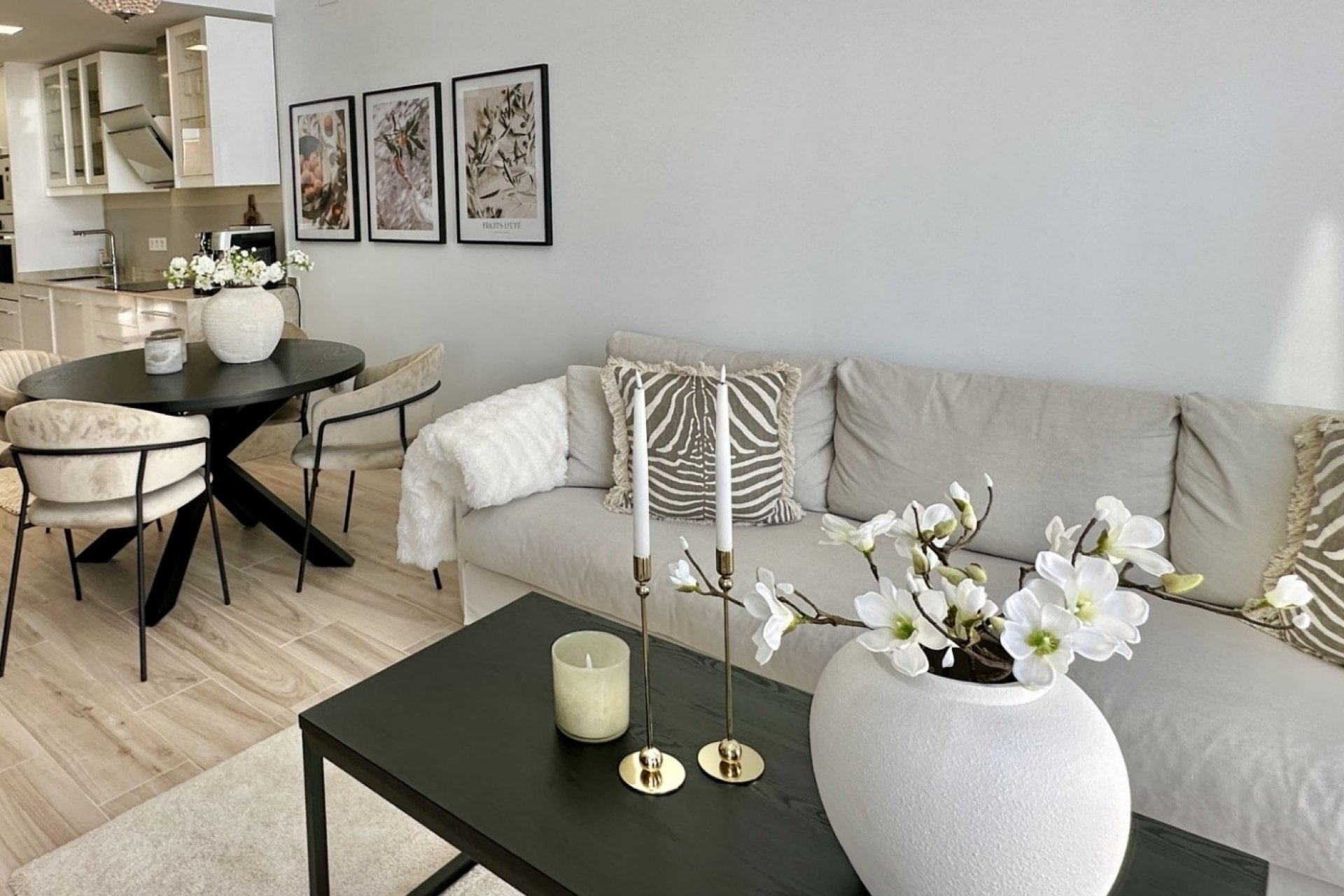 Resale - Detached Villa -
Orihuela Costa - Lomas de Cabo Roig