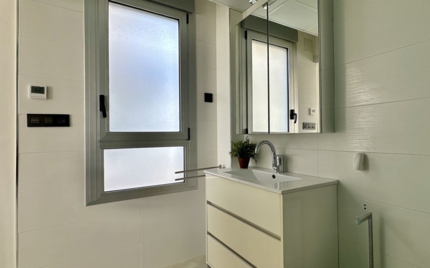 Resale - Detached Villa -
Orihuela Costa - Lomas de Cabo Roig